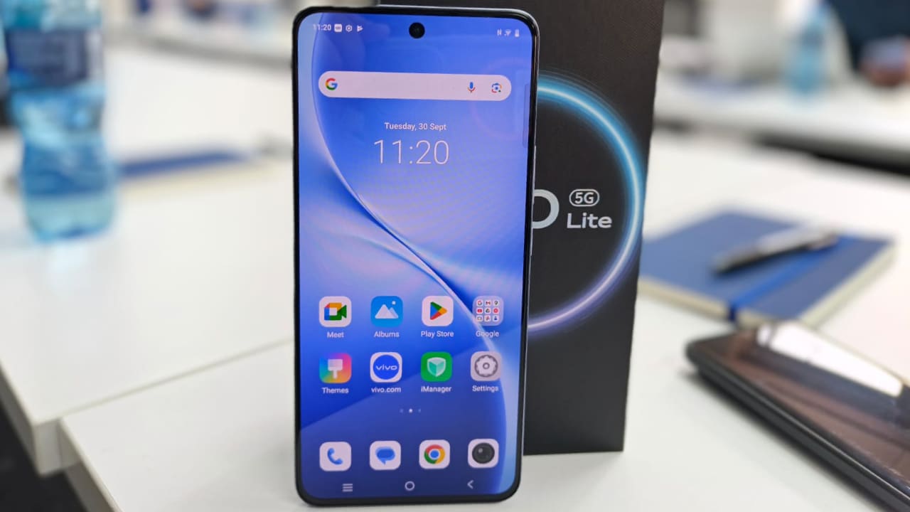 vivo X300 series heading to South Africa, here’s when