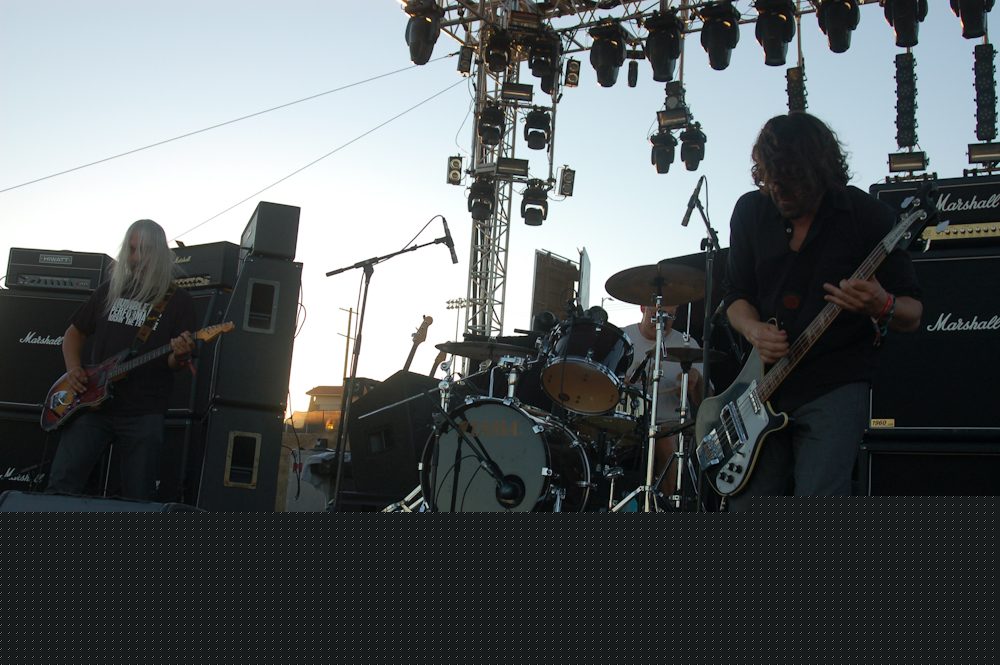 Dinosaur Jr. Share Pointed New Track “Blowin Up”