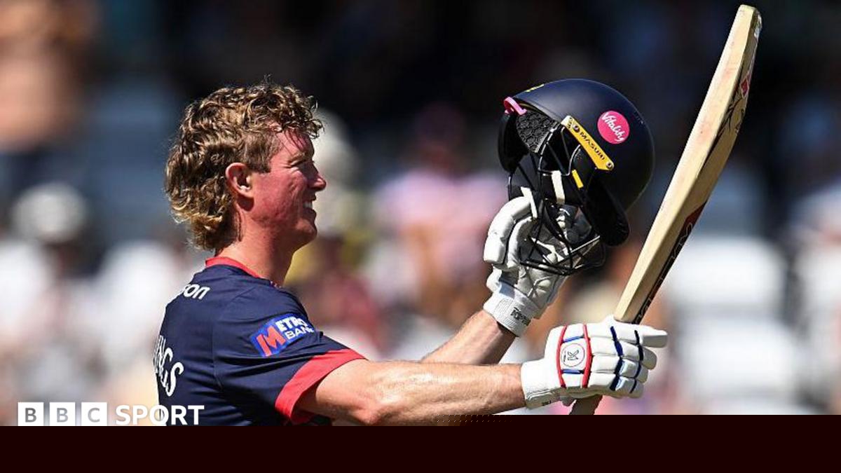 Lancs, Yorks, Durham & Notts reach One-Day Cup knockouts as Flintoff hits first ton