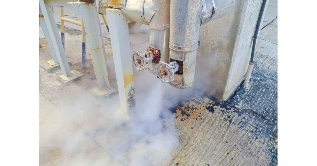 Chemical Release at Factory Kills 5, Injures 3