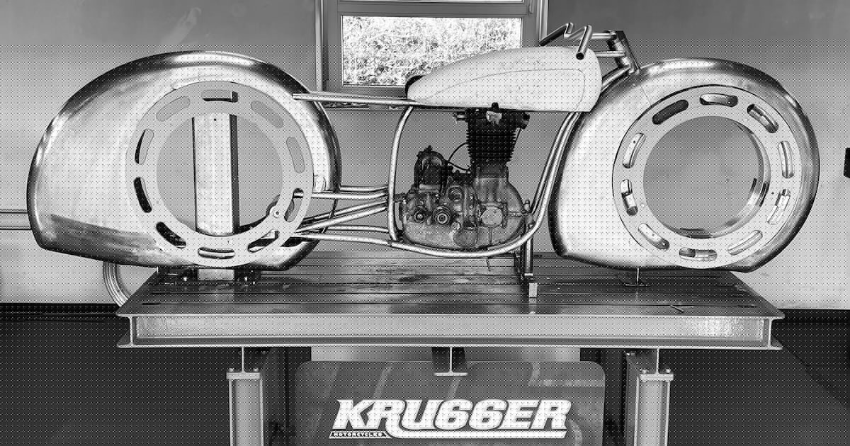 Liège : un moteur FN de 1927 reprend vie grâce à la moto unique imaginée par Krugger
