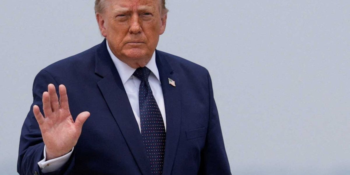 Top conservative magazine calls it: Trump should be impeached