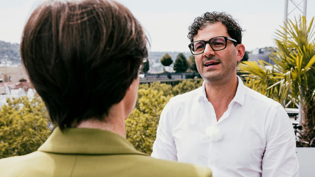 ZDF-Sommerinterview: Luigi Pantisano besteht auf Enteignung großer Wohnungskonzerne