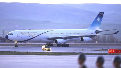 Iranian government's plane reportedly lands in Moscow