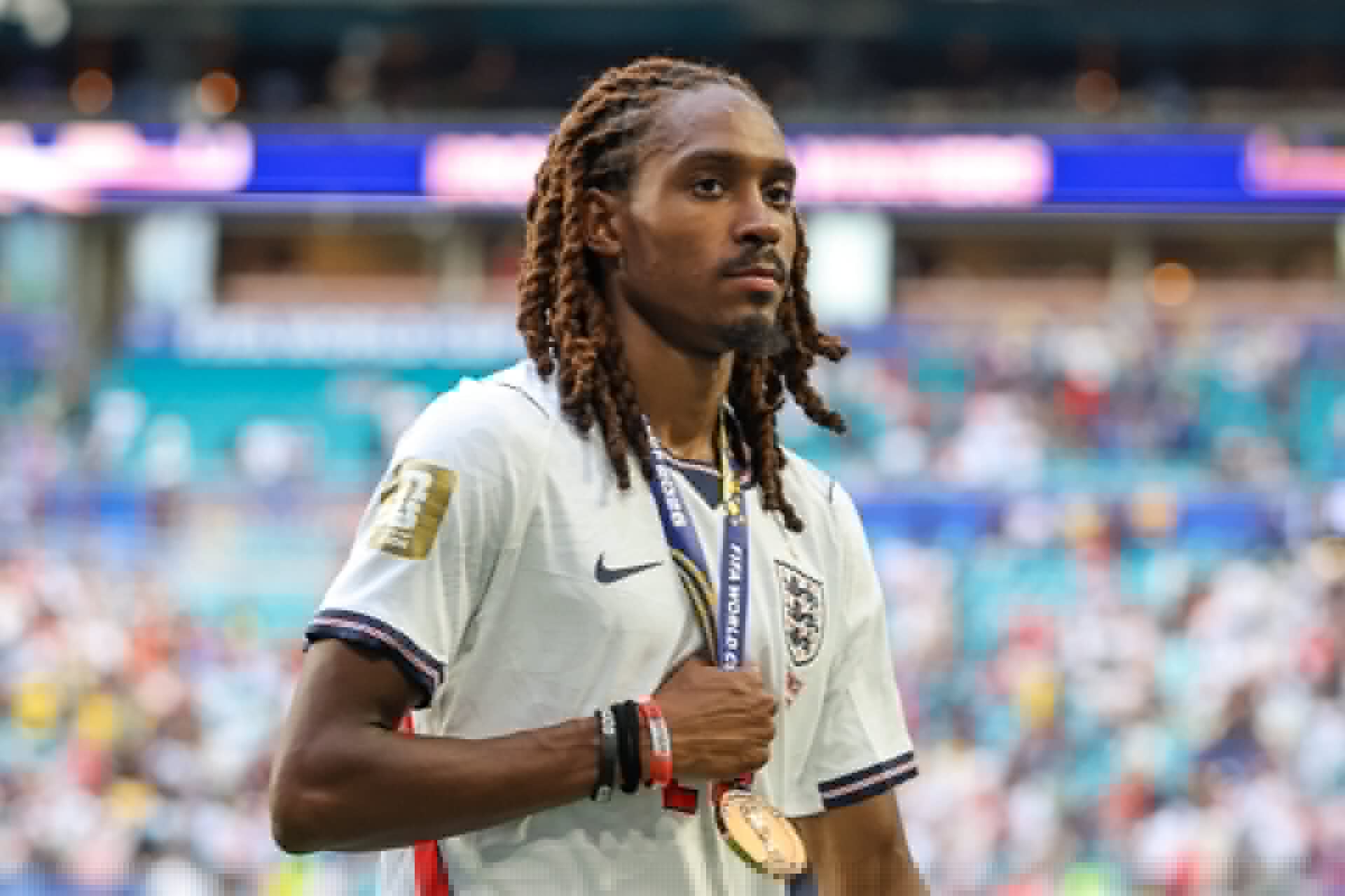 Gary Neville has already given his verdict on Djed Spence amid rumours he could join Man Utd