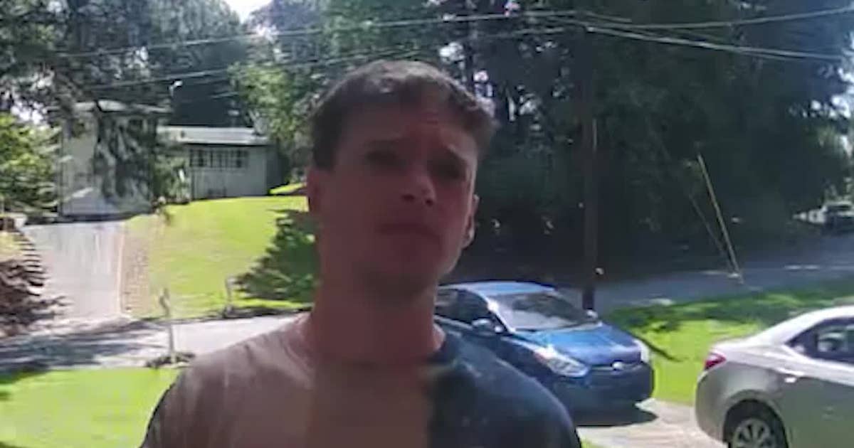 Knife-wielding suspect wanted after tearing through vehicle tires in Atlanta