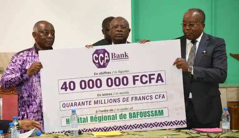 Bafoussam : Théodore Datouo offre 40 millions au centre d’hémodialyse