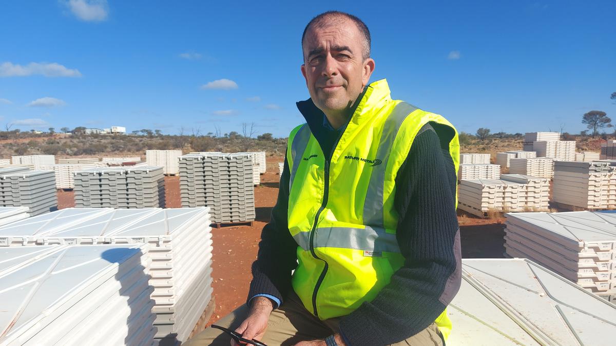 Saturn Metals raises $45 million as Apollo Hill gold project pre-feasibility study nears completion