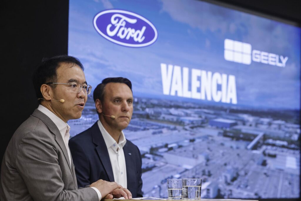 Ford i la xinesa Geely s’alien per produir cinc models nous a Almussafes