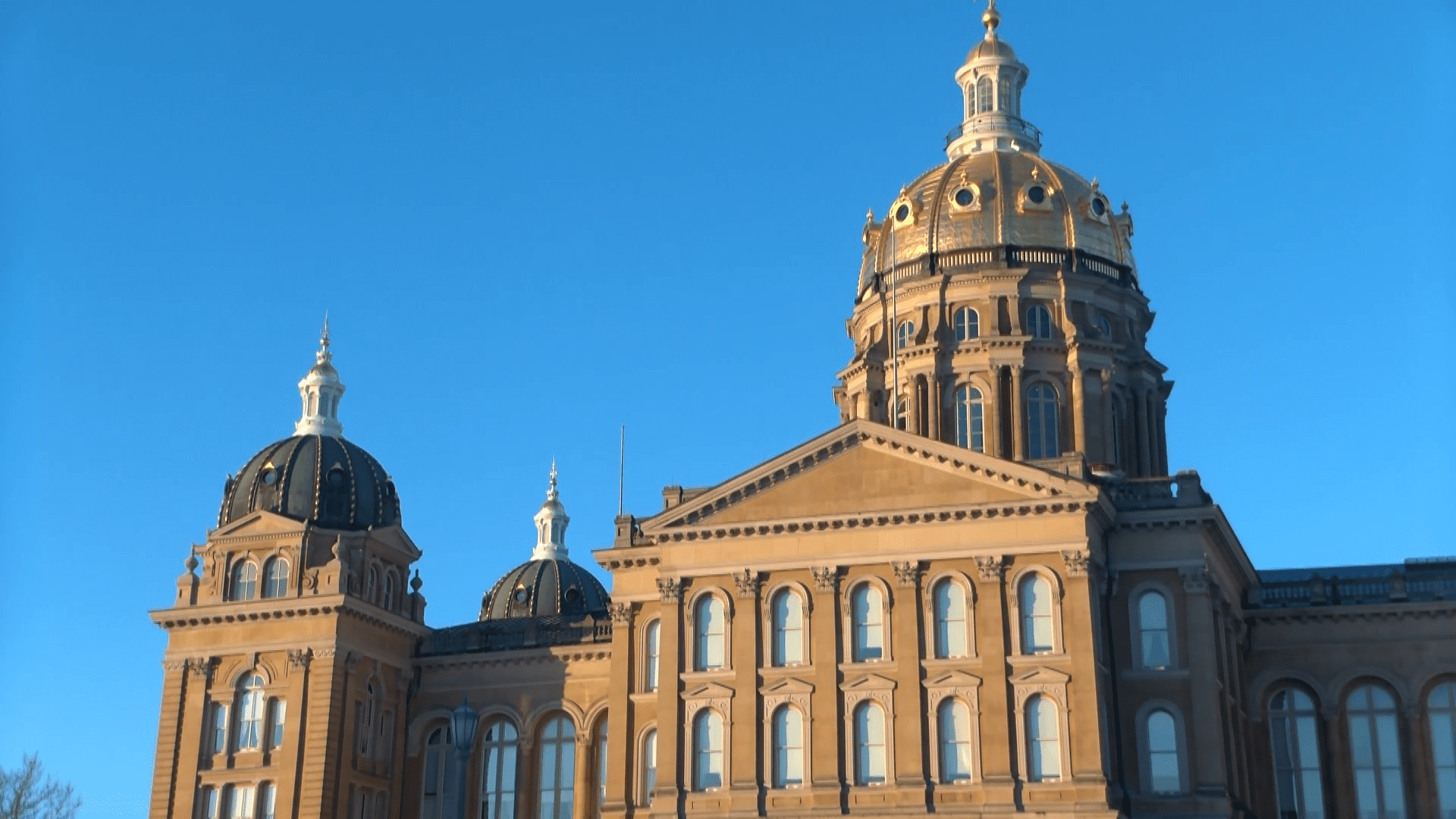 Iowa Senate amends carbon pipeline bill to take out eminent domain ban