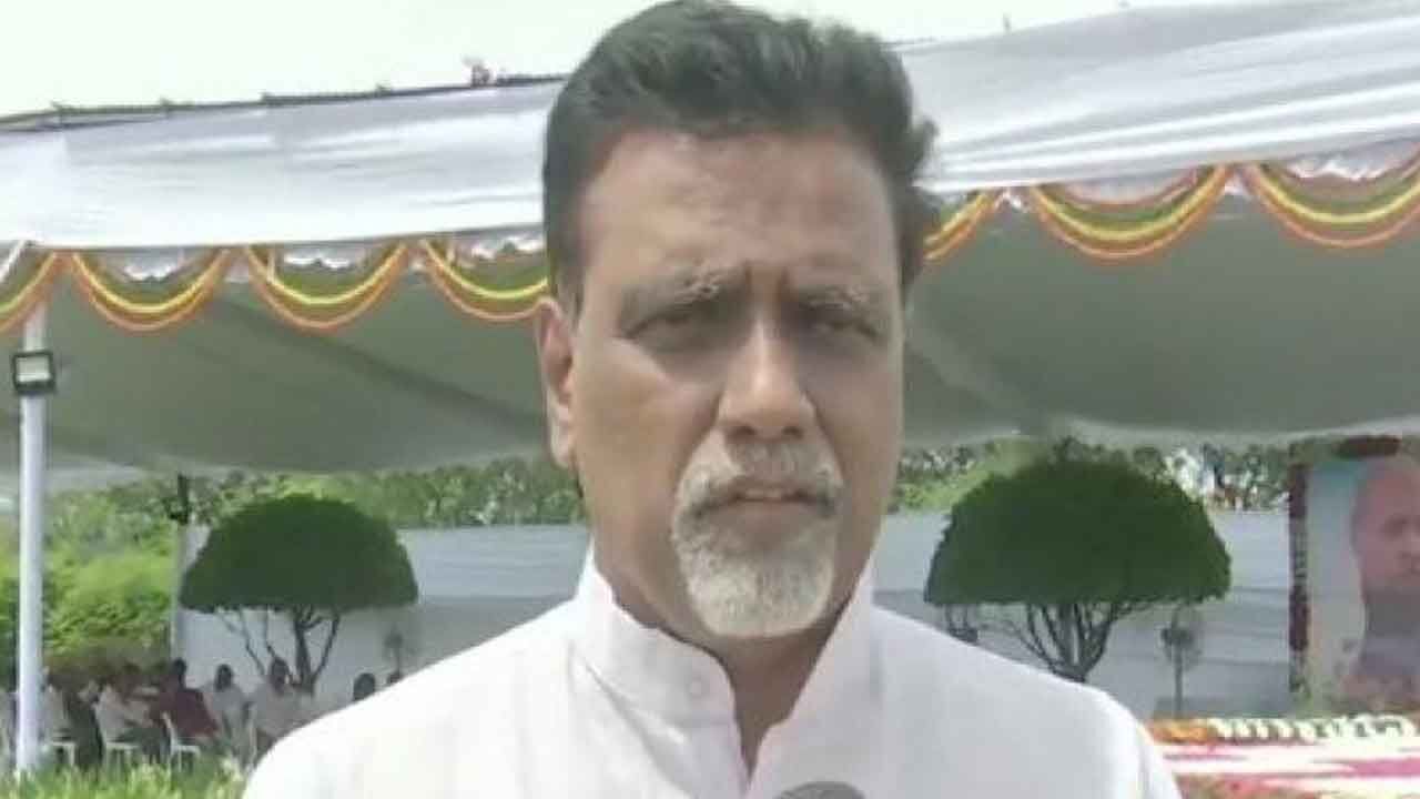BJP slams Congress and BRS over Khairatabad MLA defection drama