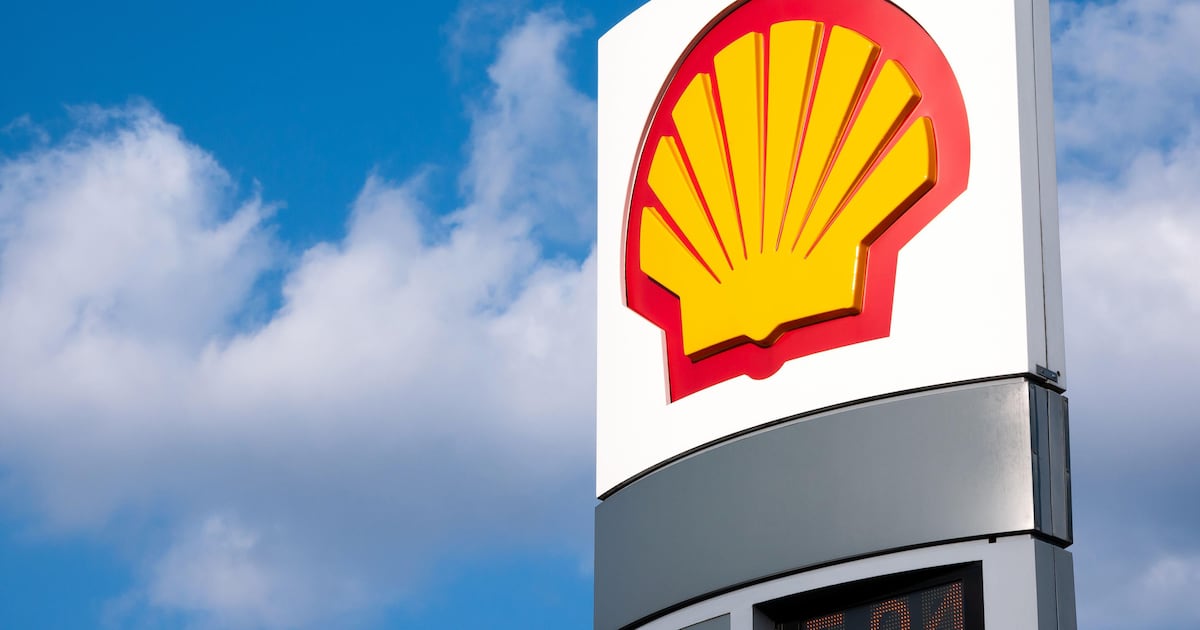 Shell to sell European onshore renewables business to TotalEnergies
