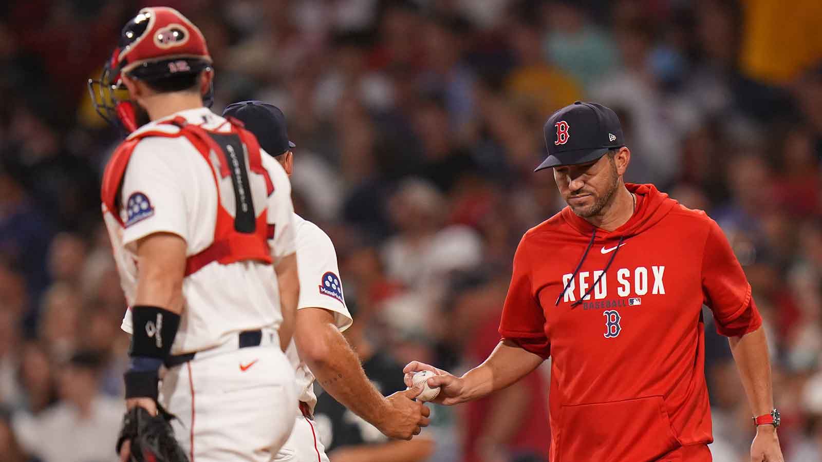 Red Sox’s Chad Tracy gets 100% real on fourth-straight loss
