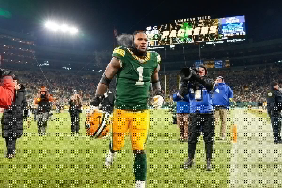 Micah Parsons Shares Strong Opinion of Devonte Wyatt After Officially Signing Packers Extension