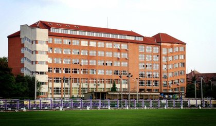 Atelierele de artă Ikebana continuă la Universitatea Politehnica Timișoara, prin Centrul Jutsu