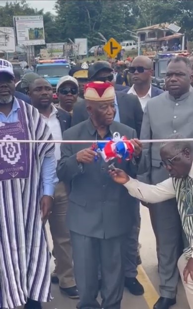 Boakai Opens Gbarnga–Salayea Road