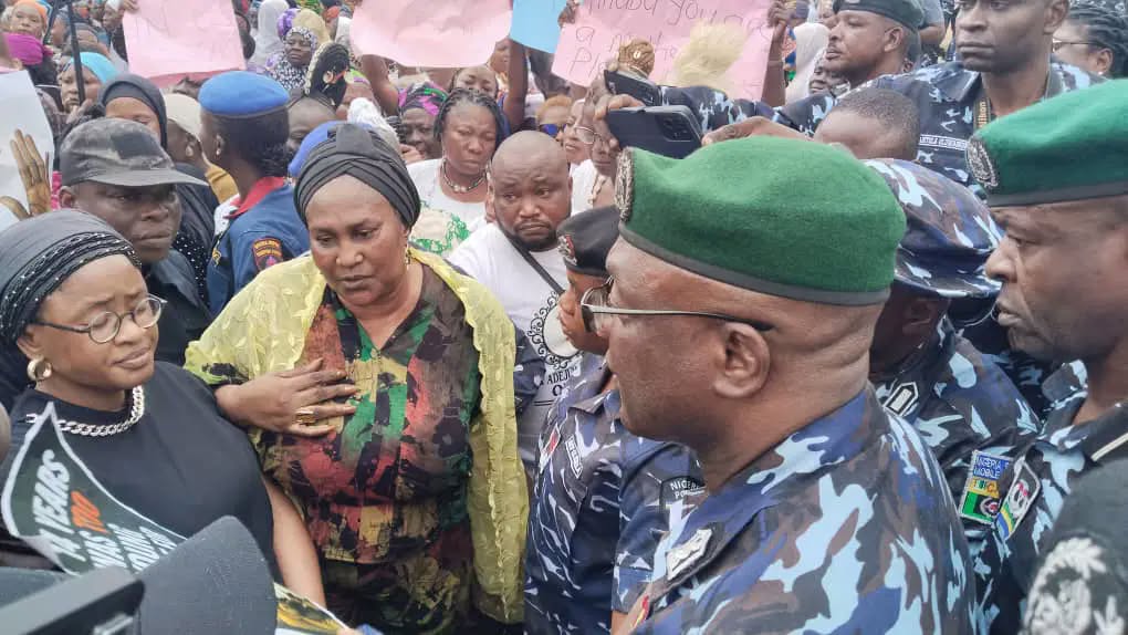 ‘Leave Our Leaders Alone’- Adeleke’s Wife Leads Defiant Protest As Osun Poll Tension Escalates