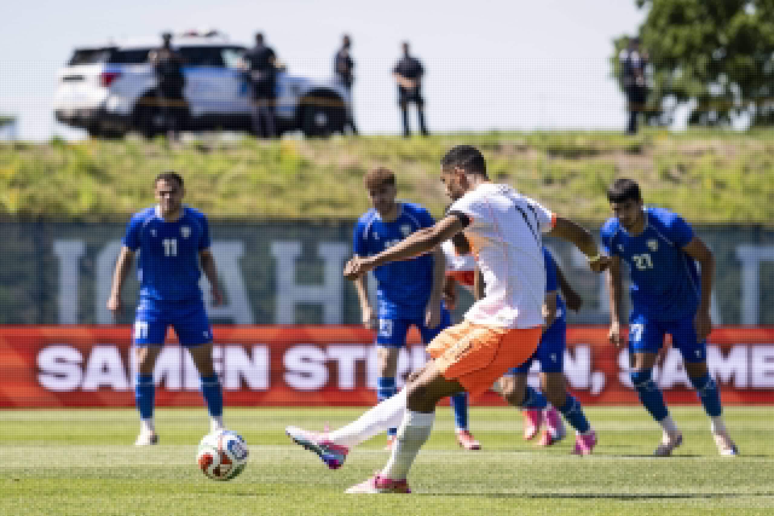 Report: Premier League rivals hold serious interest in Liverpool star