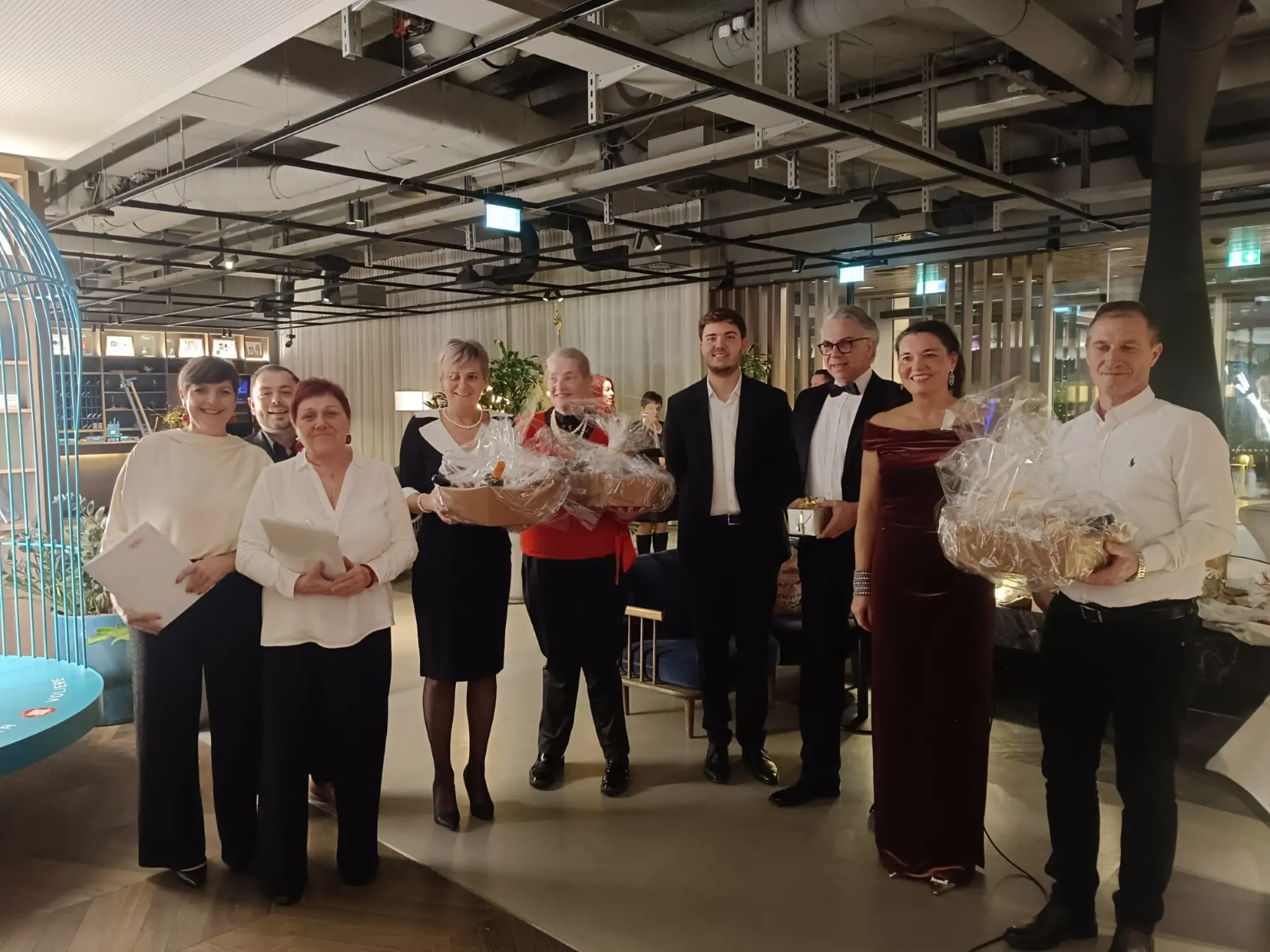 Jubilare bei gemeinsamer Feier in Brucker Unternehmen geehrt