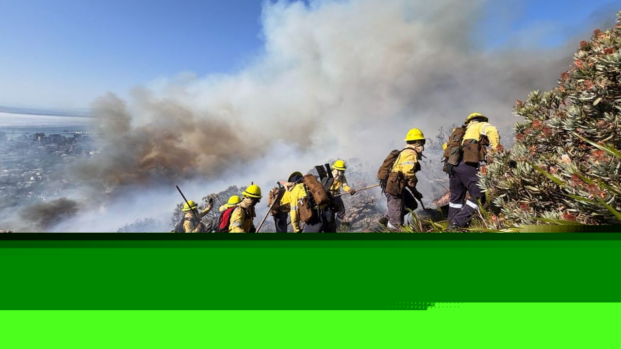VWS volunteers put winter training into action during Kloof Corner fire