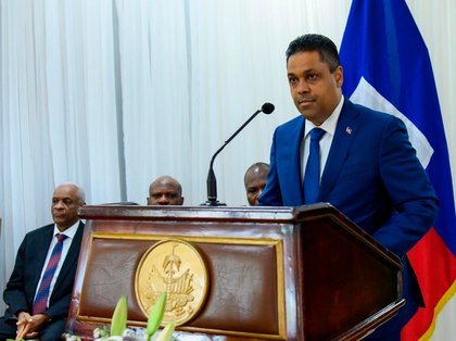 Bras de fer au sommet de l’État : Laurent Saint-Cyr verrouille les décisions du Conseil présidentiel de transition (CPT)