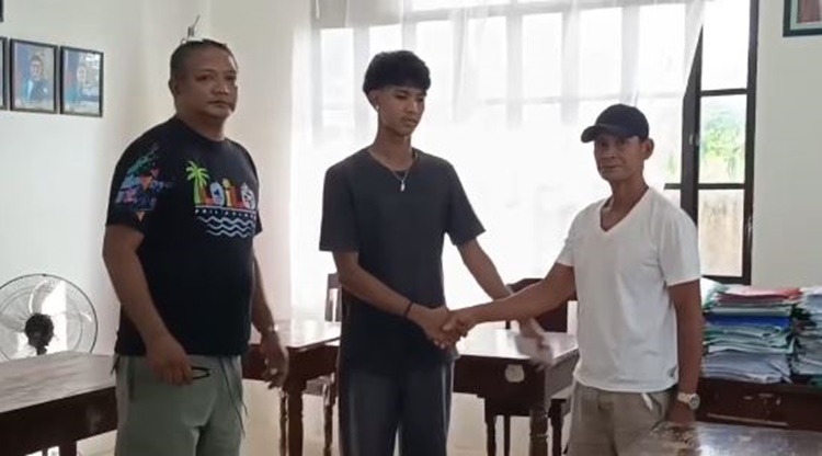 Vlogger Earns Criticism Over Content Featuring Elderly Taho Vendor