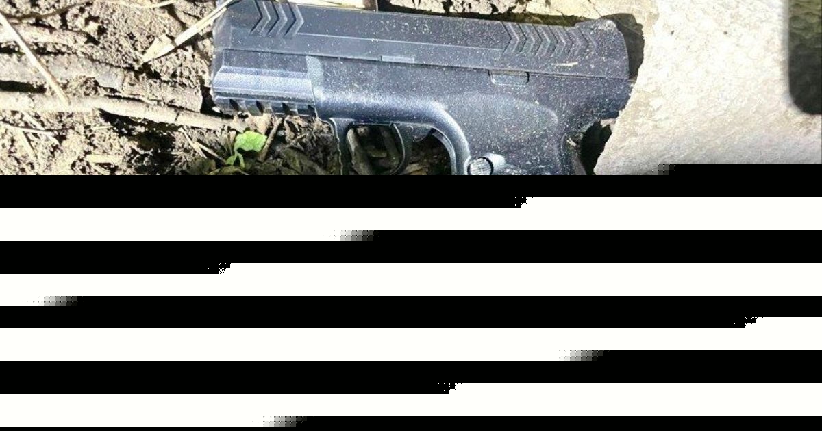 15-летний юноша выстрелил сверстнице в глаз из пневматического пистолета на Николаевщине: девушка - в тяжелом состоянии, - полиция