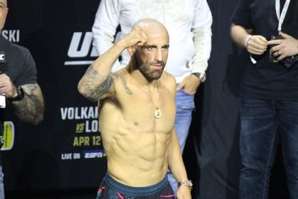 UFC 325: Volkanovski vs. Lopes 2 Weigh-In Results