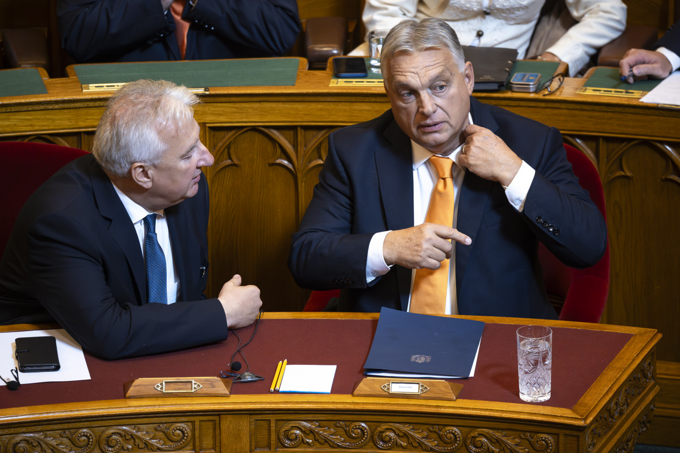 Rendkívüli parlamenti ülést hívott össze a kormány, hogy meg tudják hosszabbítani a háborús veszélyhelyzetet