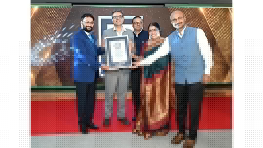 66,928 Healthcare Practitioners Help Himalaya Set New GUINNESS WORLD RECORDS™ Title For The Largest Online Photo Album Of People Holding A Sign To Create Awareness On Sustainability
