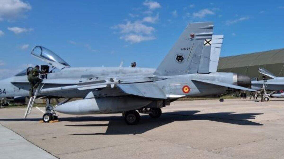 Los F-18 españoles podrán perseguir amenazas hasta Bulgaria tras un acuerdo inédito en la OTAN