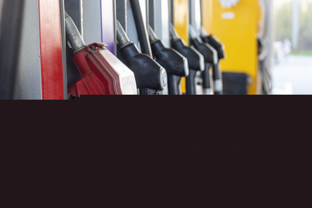 Pragul psihologic de 10 lei/l a fost depășit. OMV Petrom majorează prețurile la carburanți