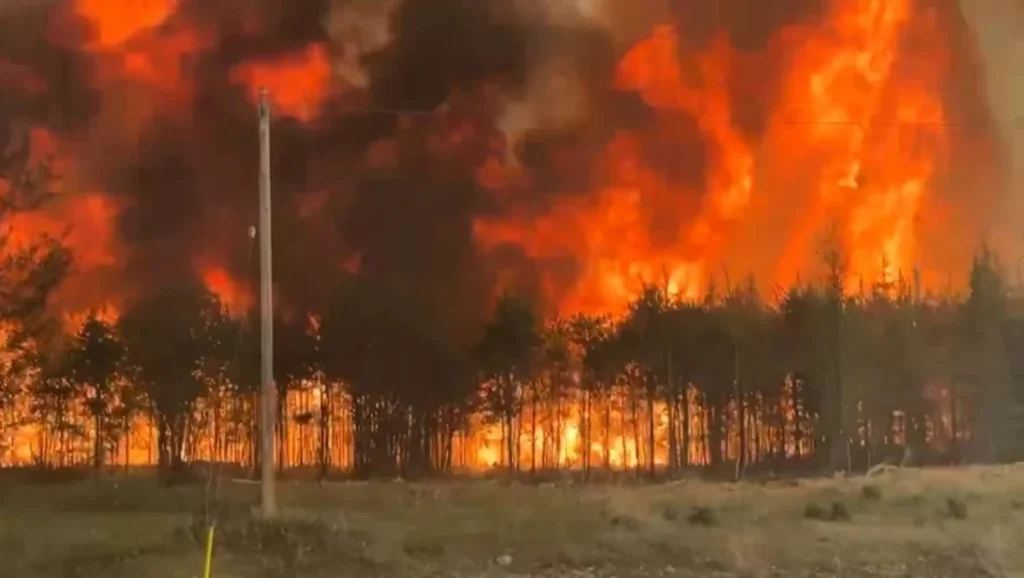 British Columbia Wildfire Triggers Mass Evacuations