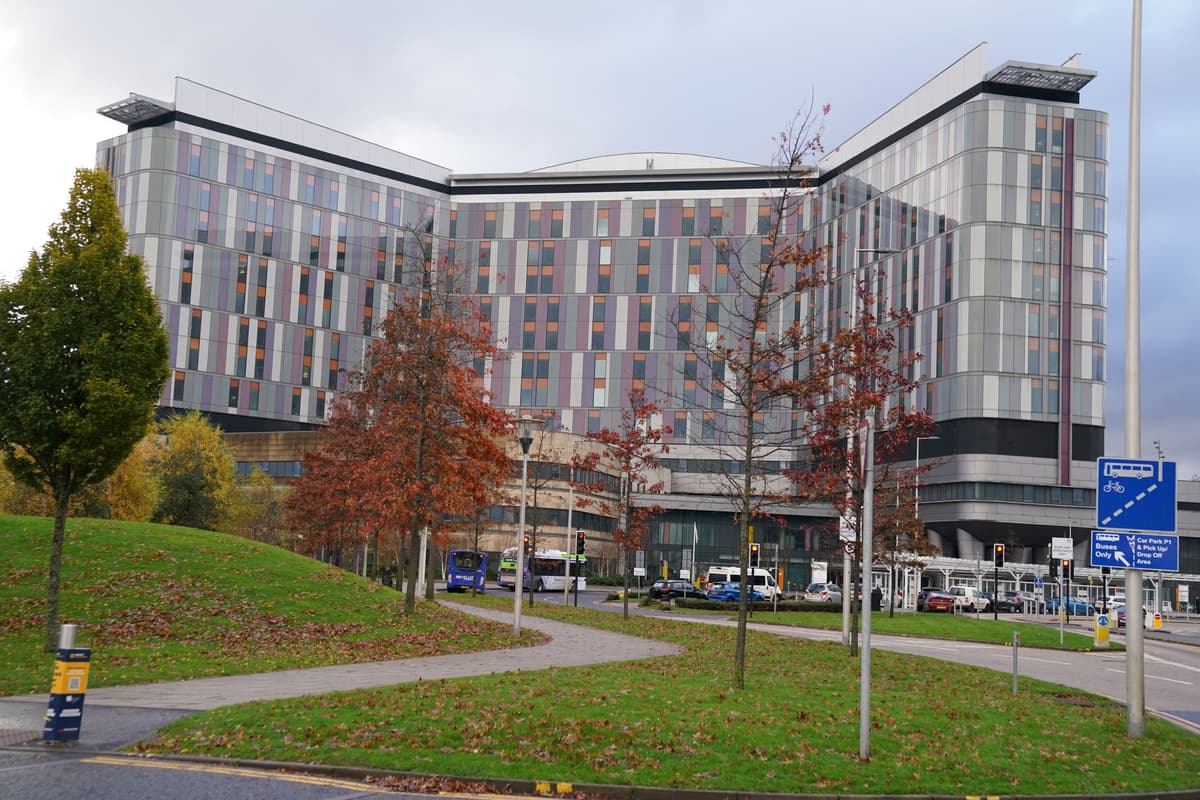 MSPs call on Scottish Government to publish communications connected to hospital