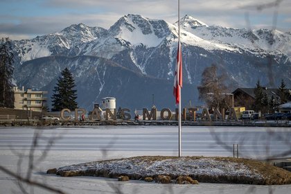 Crans-Montana, media: indagato l'ex responsabile della sicurezza del comune