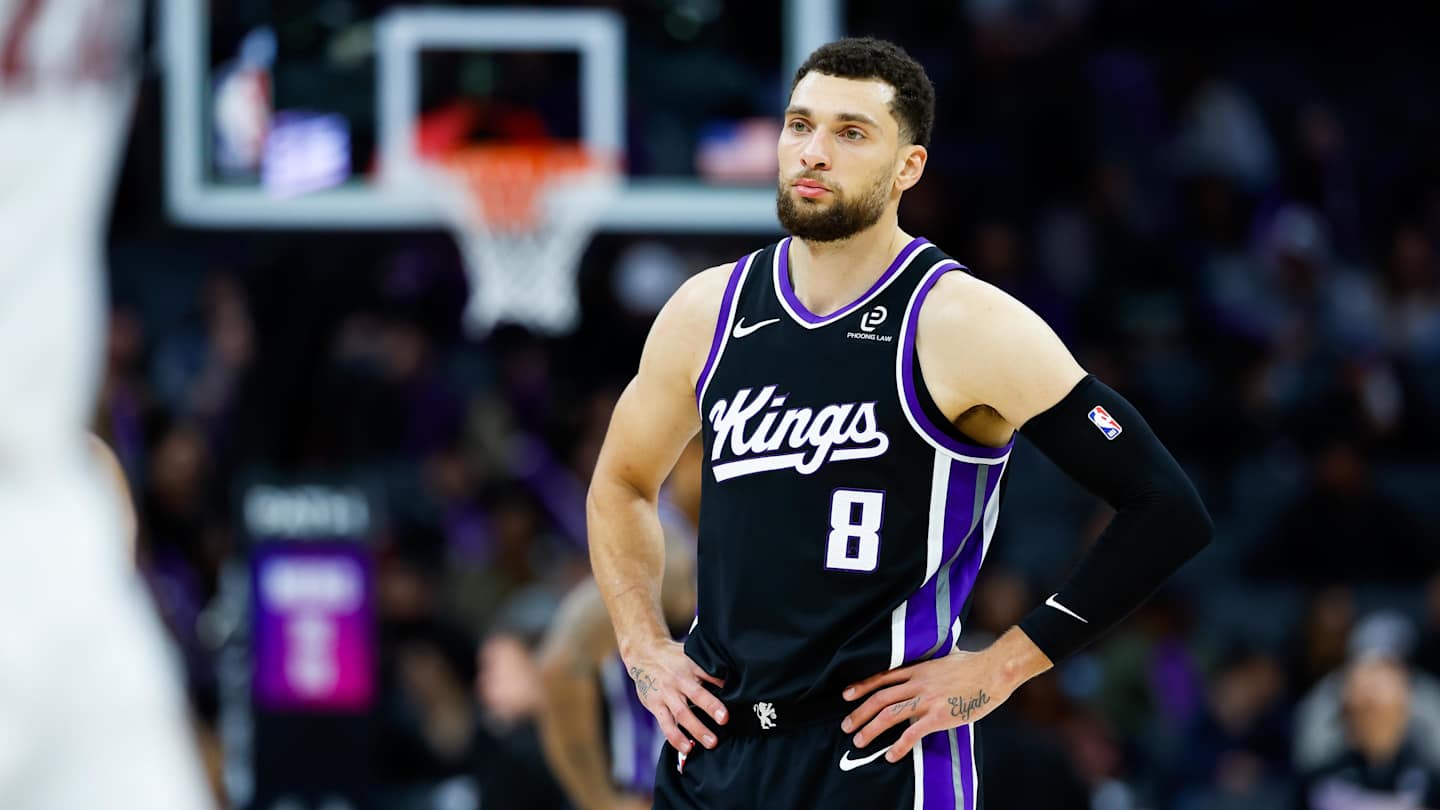 NBA Mock Trade: Bucks Land Zach LaVine in Deal with Kings