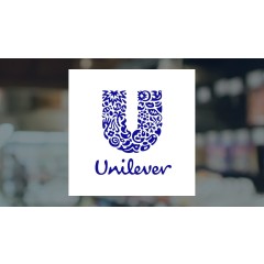 Deutsche Bank Aktiengesellschaft Has Lowered Expectations for Unilever (LON:ULVR) Stock Price