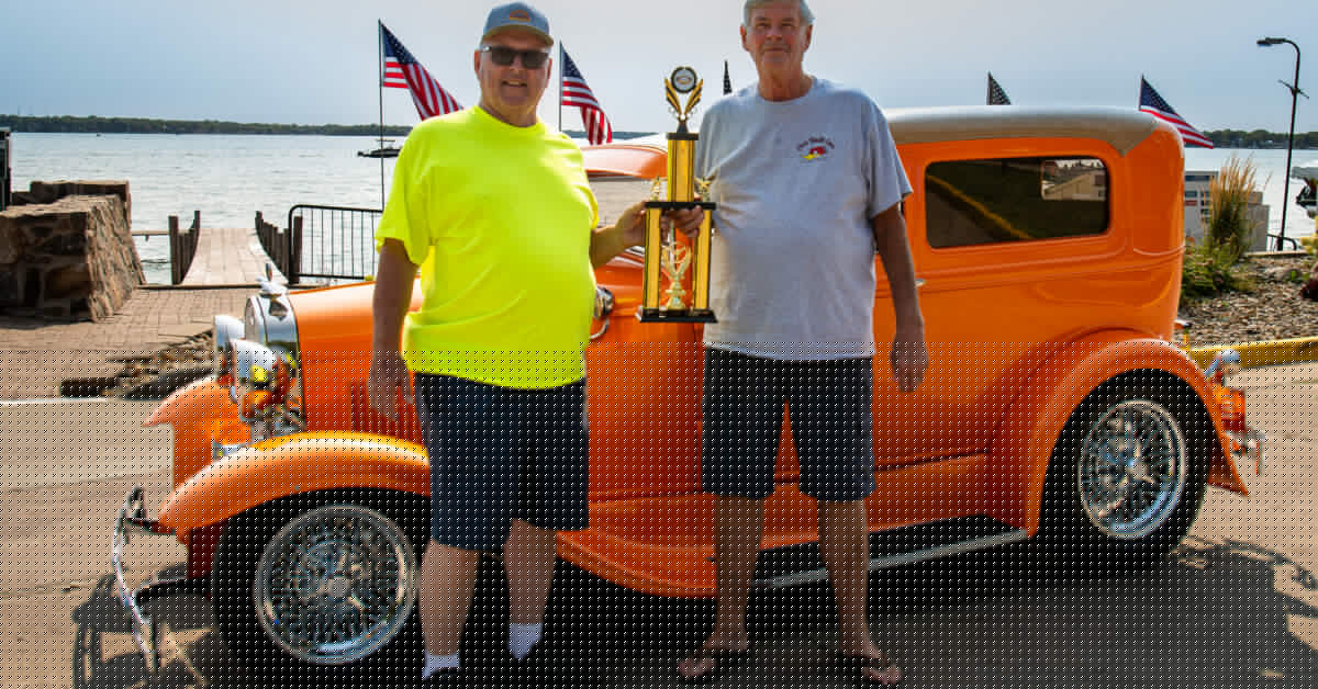 Annual car show sees over 450 cars in downtown Clear Lake