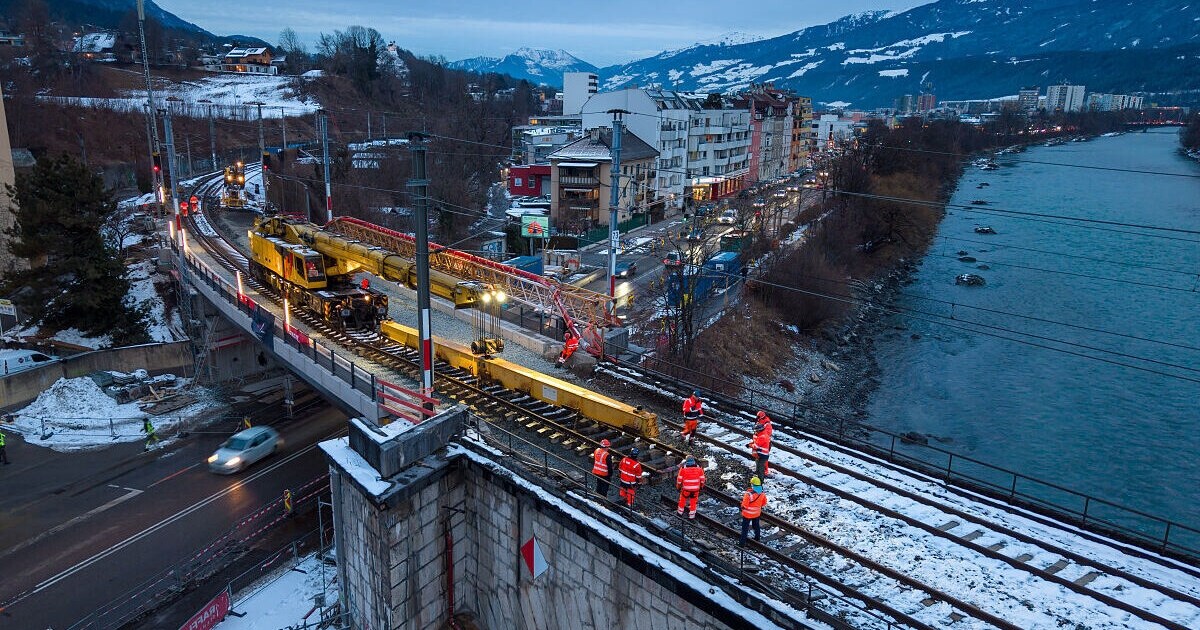 Nach über drei Wochen - Brückensperre endet: Aufatmen bei den Pendlern