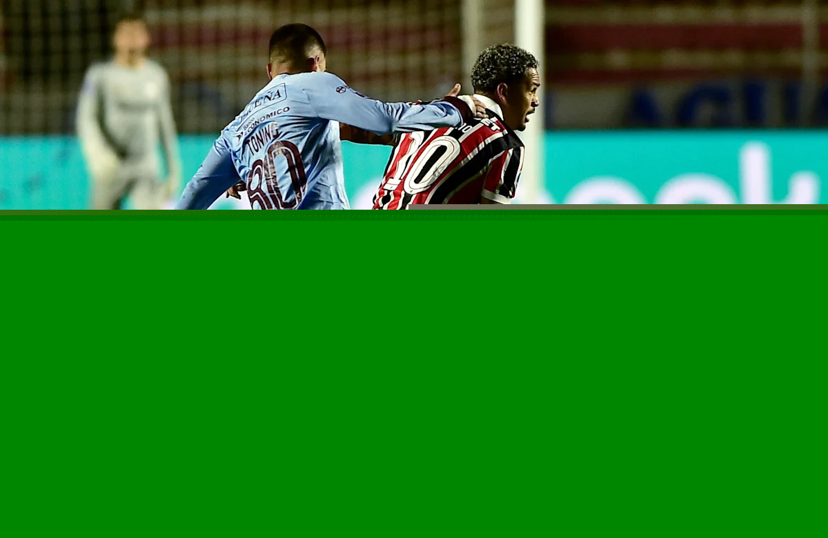 📹 São Paulo held at altitude, need MorumBIS to progress in Sula