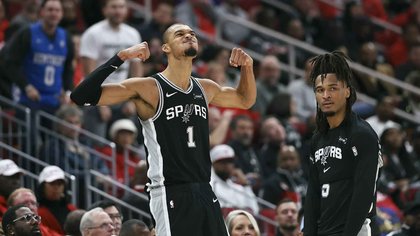 Spurs’ Victor Wembanyama acknowledges that he’s 1 of 1 after torching Rockets