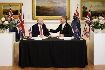 Geelong Treaty hedges against US chaos and Australian complacency