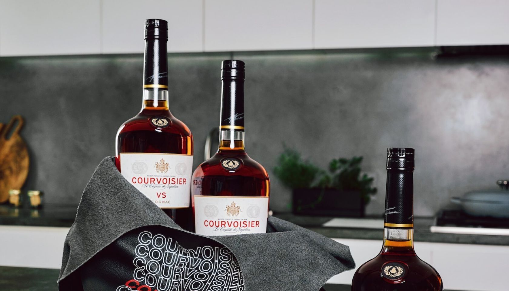 Clink, Clink! Courvoisier’s BYOCV Dînatoires Toast To Tradition, Tech & HBCU Excellence At Spelhouse Homecoming & AfroTech