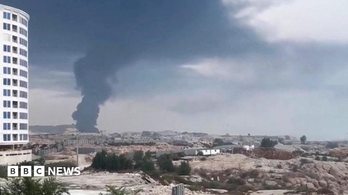 US launches 'powerful' strikes on Iran after attempted attack on American troops