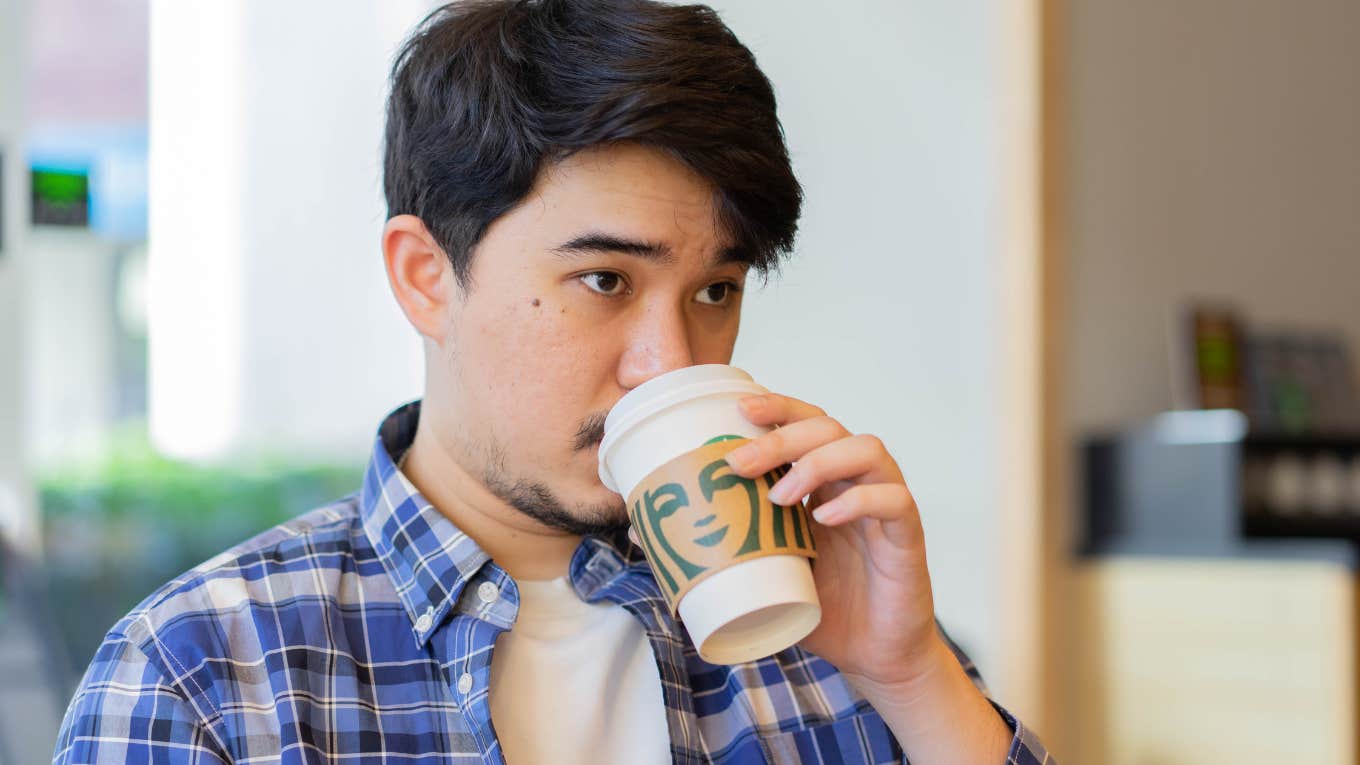 Man Asks Why He's Expected To Tip For Coffee At Starbucks When He Doesn't Tip At McDonald's
