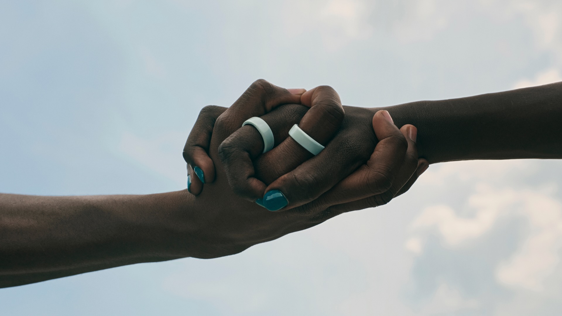 Oura launches gorgeous new Ring 4 version and £99 charging case