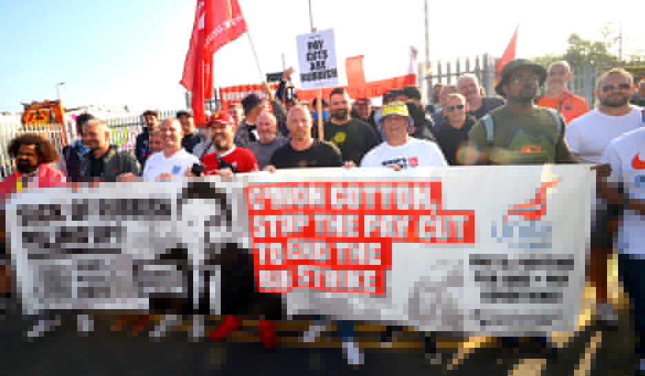 ‘Call National strike now!’ – demand Birmingham binworkers