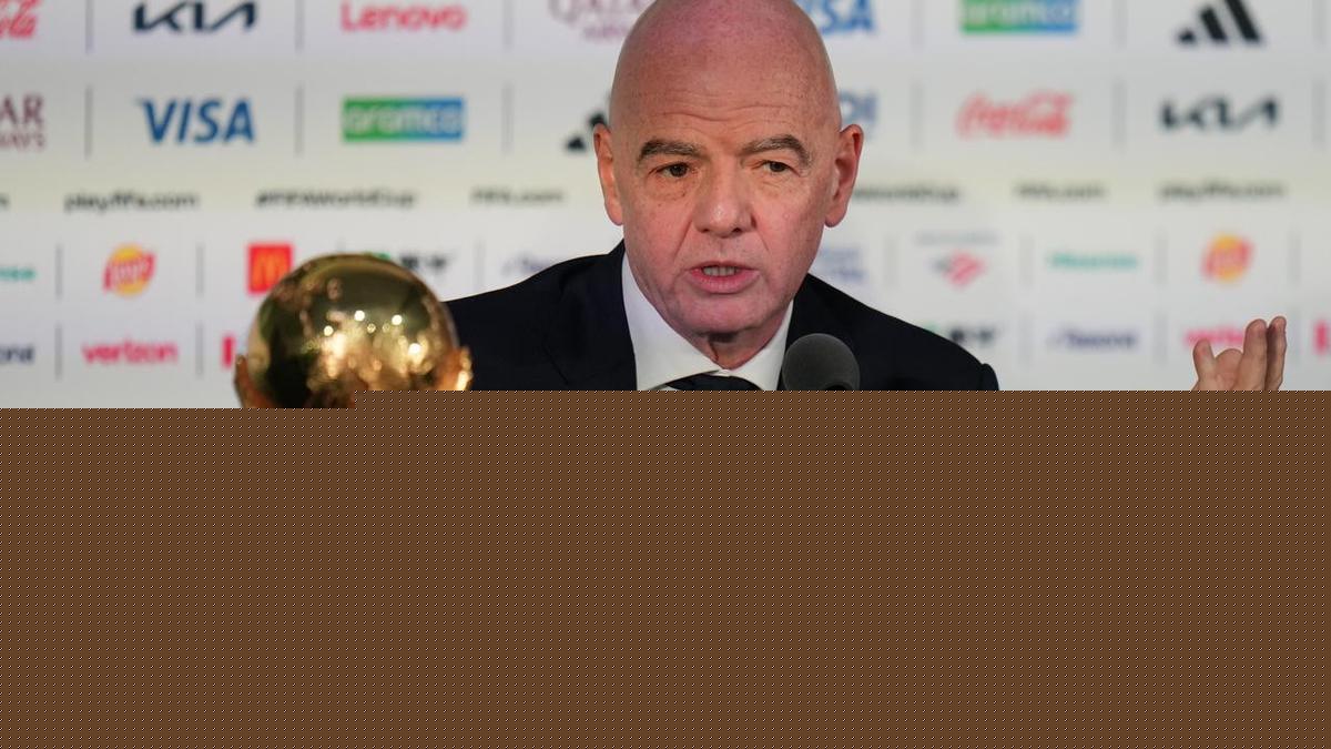 Infantino sets deadline for World Cup investor plan