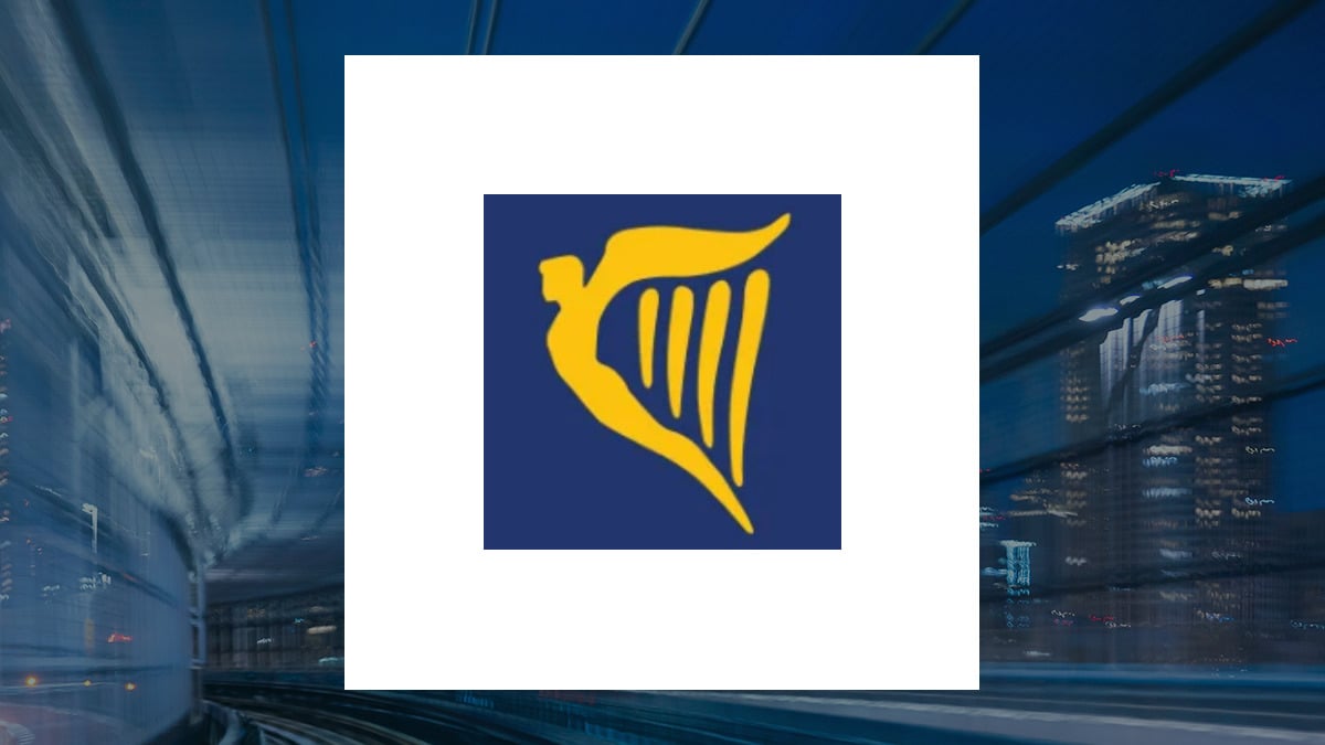 Ryanair Holdings PLC (NASDAQ:RYAAY) Declares $0.44 Special Dividend