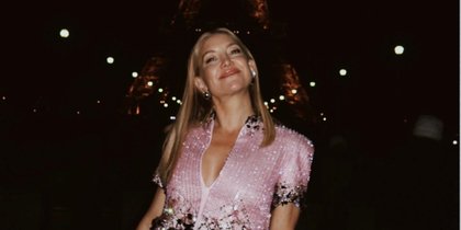 How Kate Hudson Got Ready for the Armani Privé Couture Show
